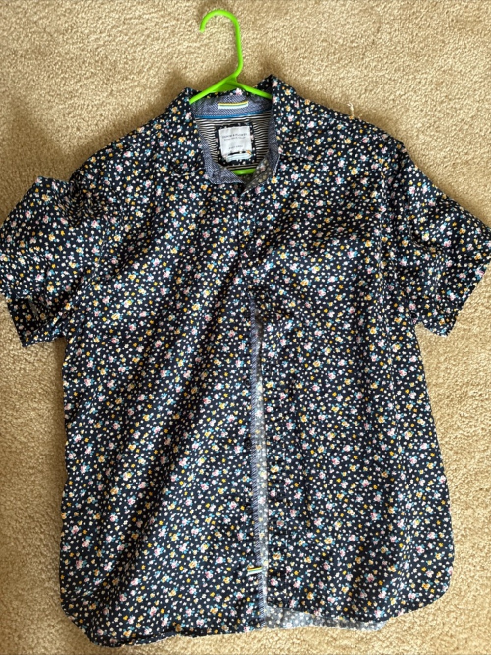 Denim & Flower Black Short-Sleeve Floral Button-Down Shirt